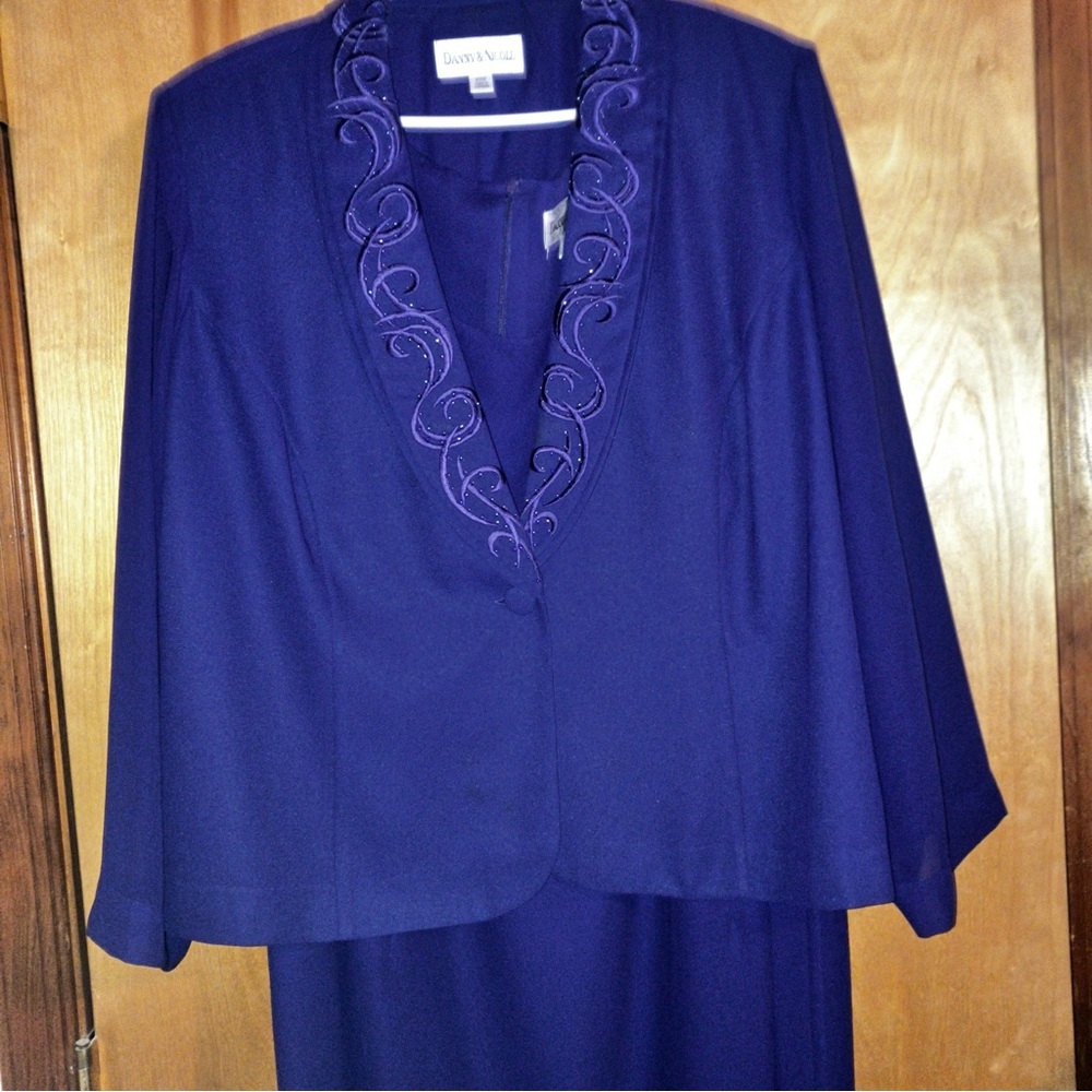Danny & Nicole Beautiful Dark Purple Formal Jacket Dress worn 1X in EUC
